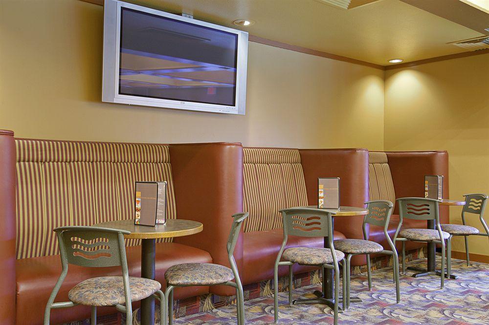 Red Lion Hotel Kennewick Columbia Center Екстер'єр фото