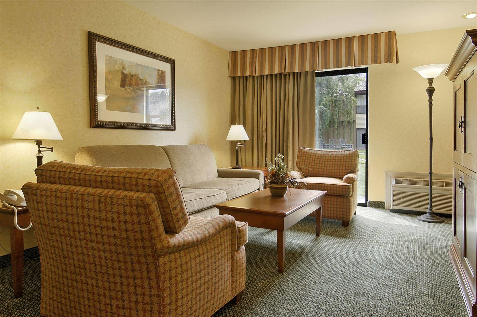 Red Lion Hotel Kennewick Columbia Center Екстер'єр фото